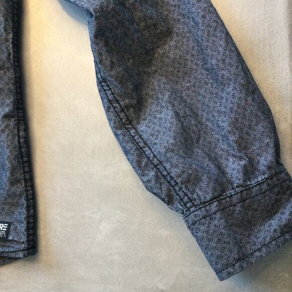 Bundle of 2 Stylish Men’s Long Sleeve Button Shirts – Versatile Gray & Red Combo - Picture 6 of 8